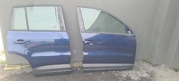 auto plac nis: VRATA DESNA PREDNJA ZA VOLKSWAGEN TIGUAN OD 2007. DO 2015. GOD. - — 1