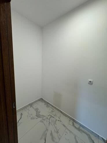 stan u sapcu izdavanje: 4 sobe, 111 kv. m, 1 sprat — 18