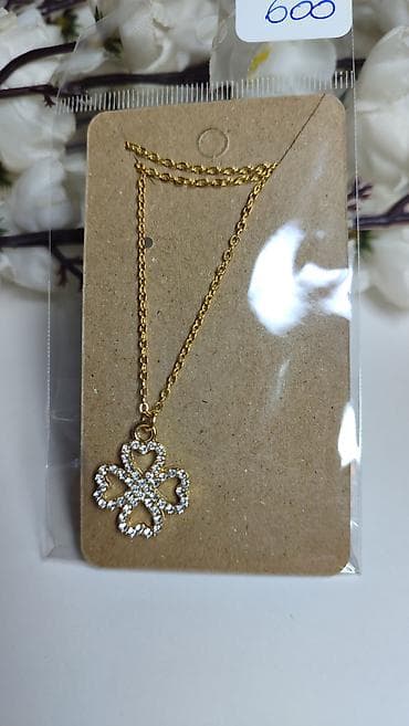 materijal za nakit: Ogrlica sa priveškom u obliku četvorolisne deteline - Lanac: zlatne — 3