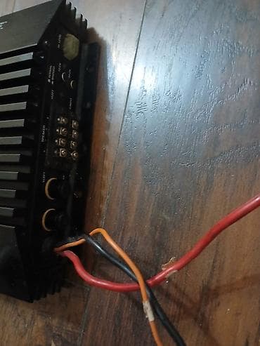 Computers, Laptops & Tablets: Auto pojačalo Sams – 4 kanala, bridgeable Specifikacije (preuzeto sa — 2