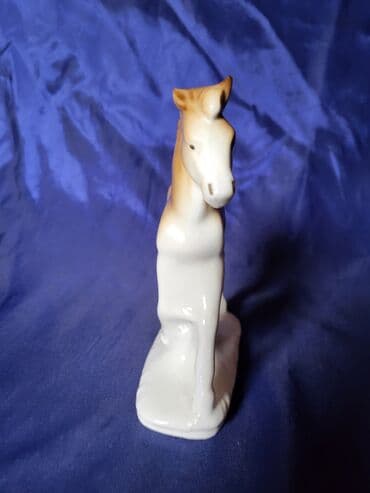 porcelanske solje za caj: Figura konja nova nemacka Foreign 70te. Porcelanska figura. mereni — 3