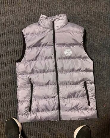 benetton muške košulje: Muški prsluk dostupan S L XXL. Cena 3800 dinara
SN💫 — 1