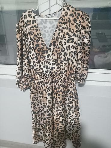 ps crne haljine: Haljina sa leopard printom (brend: Fervente) - Kroj: midi dužina — 1