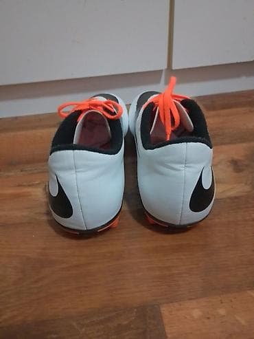 Dodaci za bicikl: Kopacke NIKE br 46 gaziste 30 cm su u odlicnom stanju sa sitnim — 6