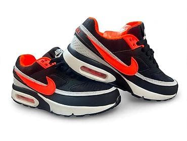 broj 22: Nike Air Max tenisice – crno/sivo-belo sa jarko narandžastim detaljima — 1