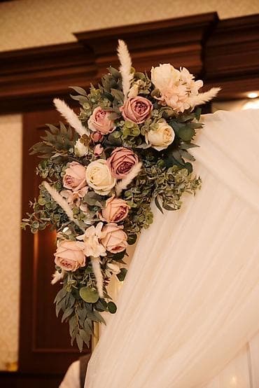 kofer za rucni prtljag: Prodajem komplet svadbene dekoracije korišćen jednom. Dekoracija je — 5