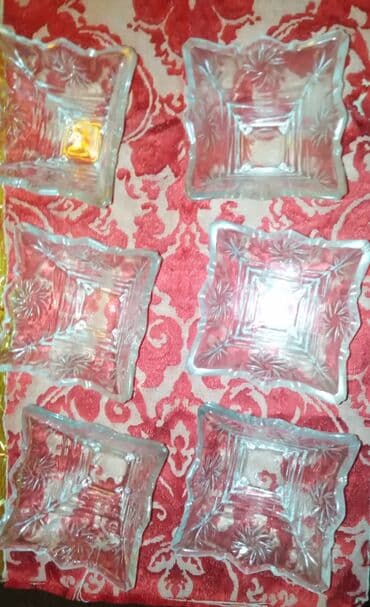 Ostala kuhinjska oprema: Prelepe cinije za slatkis ili slanis, velike. Nove!! 6 komada — 4