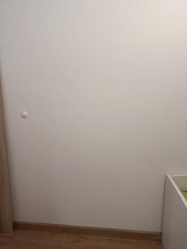 Komode: Police – Set od 3 komada Materijal: Univer ploča debljine 18 mm u — 2