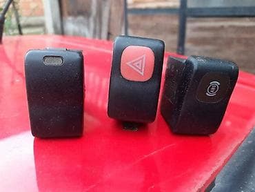 auto otpad vrbas: PREKIDAČ ŽMIGAVCA ZA VOLKSWAGEN POLO OD 1995. DO 2000. GOD. | — 2