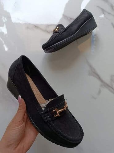 kickers obuca: Broj 36-41
Cena 3000 din — 8