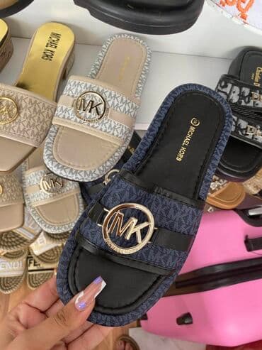 nike papuce benassi: 36-40
3100 — 4