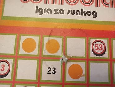 Tombola sah – “igra za svakog”.Izgleda mi kompletno,samo je kutije na