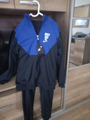 tech fleece 1:1: Sportski komplet (duks + donji deo) – crno-plavi - Model: gornji deo — 1