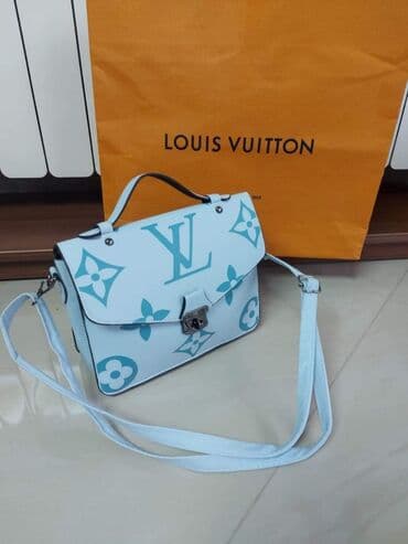 torba za obucu: Cena torbi 2450
Cena kaisa 1.700
Cena novcanika 1.700
Alb sa porezom — 22