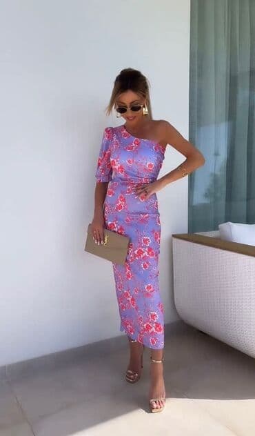haljine sečene ispod grudi: One size, Other sleeves — 1