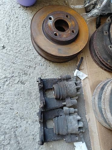 instalacija za univerzal 445: Delovi za Ford Fokus Mk1 1.6 benzin — 9