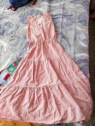 boho stil haljine: Duga haljina u boji pudera/roze, lagana i lepršava. Model sa — 1