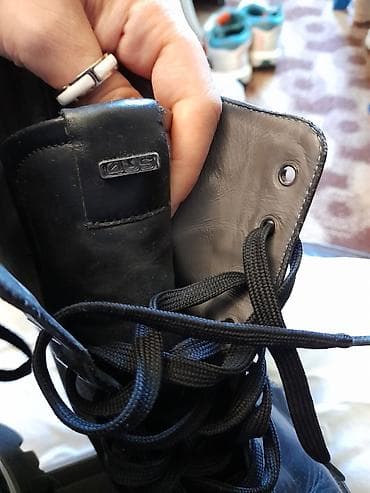 zara s: Kožne čizme – crne, visoke, sa pertlama - Materijal: prava koža — 2