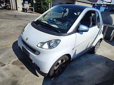 DESNI RETROVIZOR ZA SMART FORTWO OD 2007. DO 2010. GOD. | Smart na lalafo.rs DESNI RETROVIZOR ZA SMART FORTWO OD 2007. DO 2010. GOD. | Smart