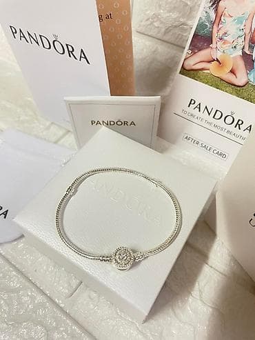 skupe narukvice: Pandora narukvica Vel:21cm Cena:1700din (Samo narukvica bez — 3