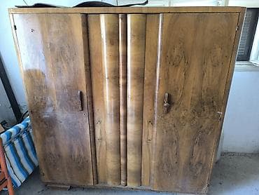 nameštaj za decu: Masivni drveni garderober sa trodelnim rasporedom - Materijal: drvo/ — 1