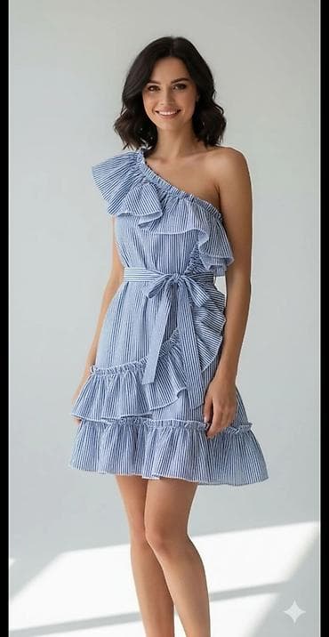 papuce sa grejacima: Ženska letnja haljina na jedno rame - Model: mini dužina, A-kroj - — 1