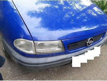 yugo 45 prodaja: FAROVI ZA OPEL ASTRA F | Farovi komad 2000 din imam i bele migavce — 1