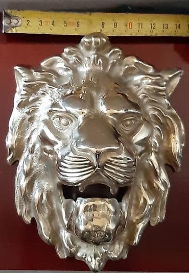 Ostali antikviteti: Vintage LAV Mesingana ukrasna zidna skulptura ili kucalo za vrata — 5