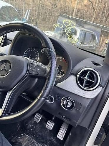 VOLAN ZA MERCEDES BENZ A 140, A 150, A 160 . OD 2012. DO 2018. GOD
