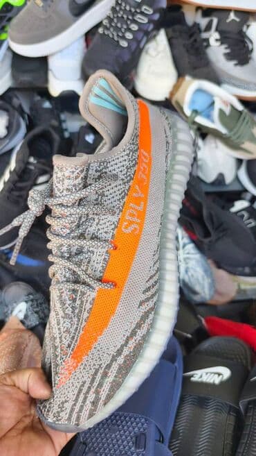 yeezy 350 patike: Patike, veličina - 46 — 1