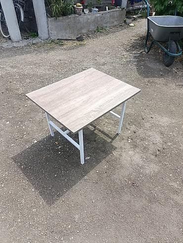 klub stolovi forma ideale cene: Klub sto sa metalnim ramom - Dimenzije približno: 60 x 60 cm — 5