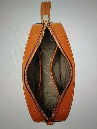 sportske torbe zenske: Kožna Michael Kors ženska crossbody torbica 
U odlično stanju — 2