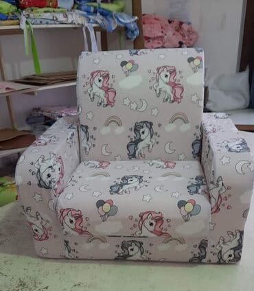 Kuba fotelja Prakticne dečije foteljice, izrađene od čvrstog sunđera i