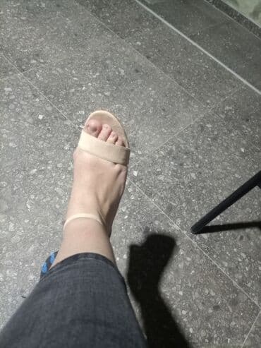luj viton pantalone sa etiketom: Sandale, 37 — 13