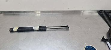 presa za vosak: AMORTIZERI GEPEKA ZA VOLKSWAGEN GOLF 7 - 5G6827550C | Amortizeri — 1