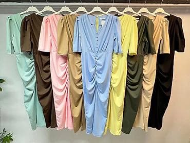 celo telo 3: Elegantna midi haljina s naborima i dugmadima - Kroj: pripijena midi — 3