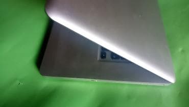apple: Apple MacBook Pro 15" i5 (Mid 2010) – model A1286 - Ekran: 15 inča - — 2