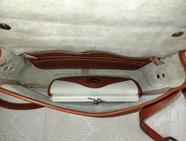 karl novcanik: Dooney & Bourke kožna torba Skupocena torba, renomiranog — 10