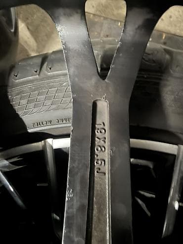 karike golf 2: BMW set felni sa gumama – 19” - Model: BMW M stajling višekraki — 10