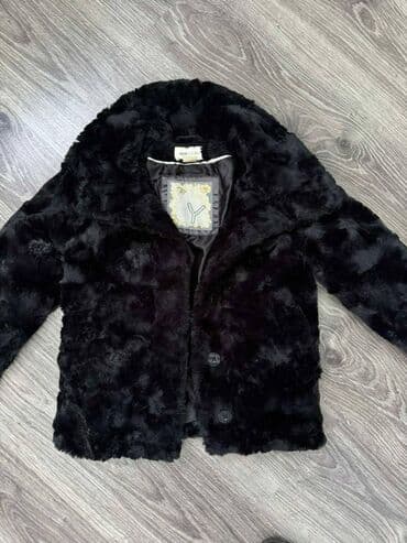 h m bebe decaci: H&M, Fur coat — 4