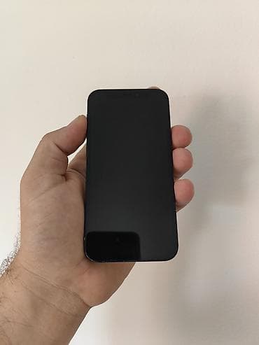 Iphone 12 mini icloud free i sim free sa 64gb memorije. Stavljena nova