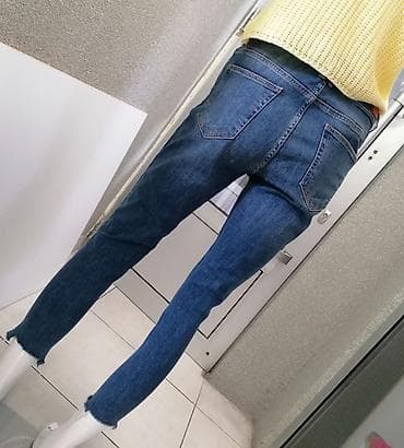 pantalone sheg: Ženske skinny farmerke sa bisernim detaljima. Vel S - Kroj: skinny — 5