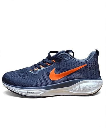 s oliver jakne muške: Patike za trčanje – tamnoplave sa narandžastim Swoosh logom - — 1
