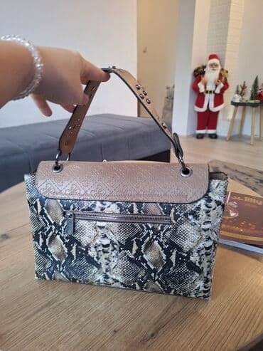 torbe kragujevac: Elegantna torbica, Guess, Materijal: Veštačka koža — 2