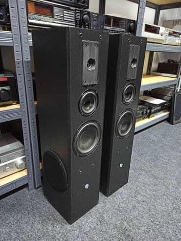 Mini disk plejeri: Cat LEB 404 trosistemci mrezice bas reflexi Frequency response — 3