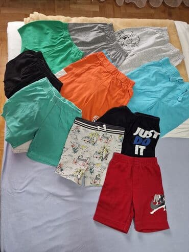 Paket: Šortsevi, Za dečake, uzrast: 3-4 godine