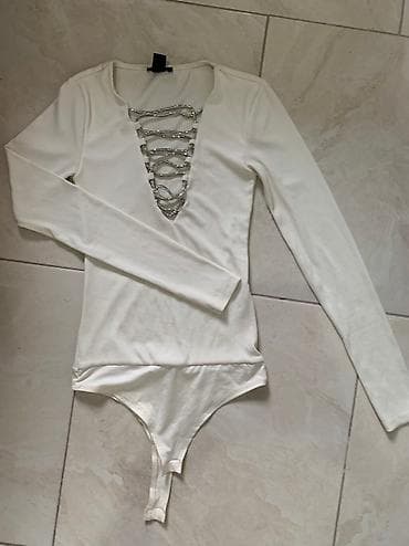 Lične stvari: Prelep bodi sa izrezom novo bez etikete s m velicine — 5