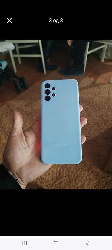 mini pegla na paru: Samsung Galaxy A13, svetloplave boje. Ključne karakteristike: - — 1