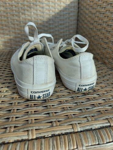 replay is more patike: Converse, 38, color - White — 2