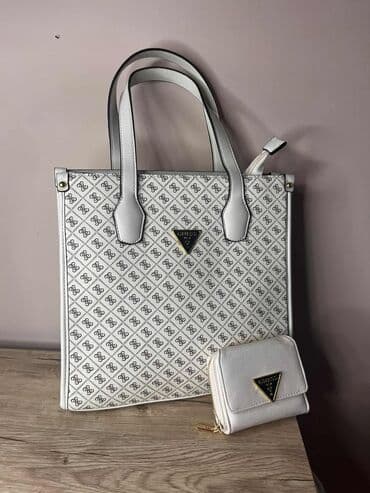replay bez torba: Guess ❤️ Novčanik: Cena 1750 din. +ptt 📌 Torbica: Cena 2900 din +ptt 📌 — 13